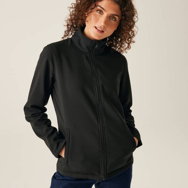 Regatta Damen 2-Lagen Softshell Jacke "Ablaze" TRA629 Regatta Damen 2-Lagen Softshell Jacke "Ablaze" TRA629