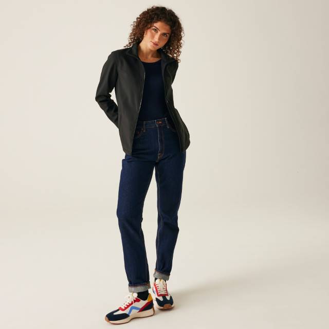 Regatta Damen 2-Lagen Softshell Jacke "Ablaze" TRA629 Regatta Damen 2-Lagen Softshell Jacke "Ablaze" TRA629