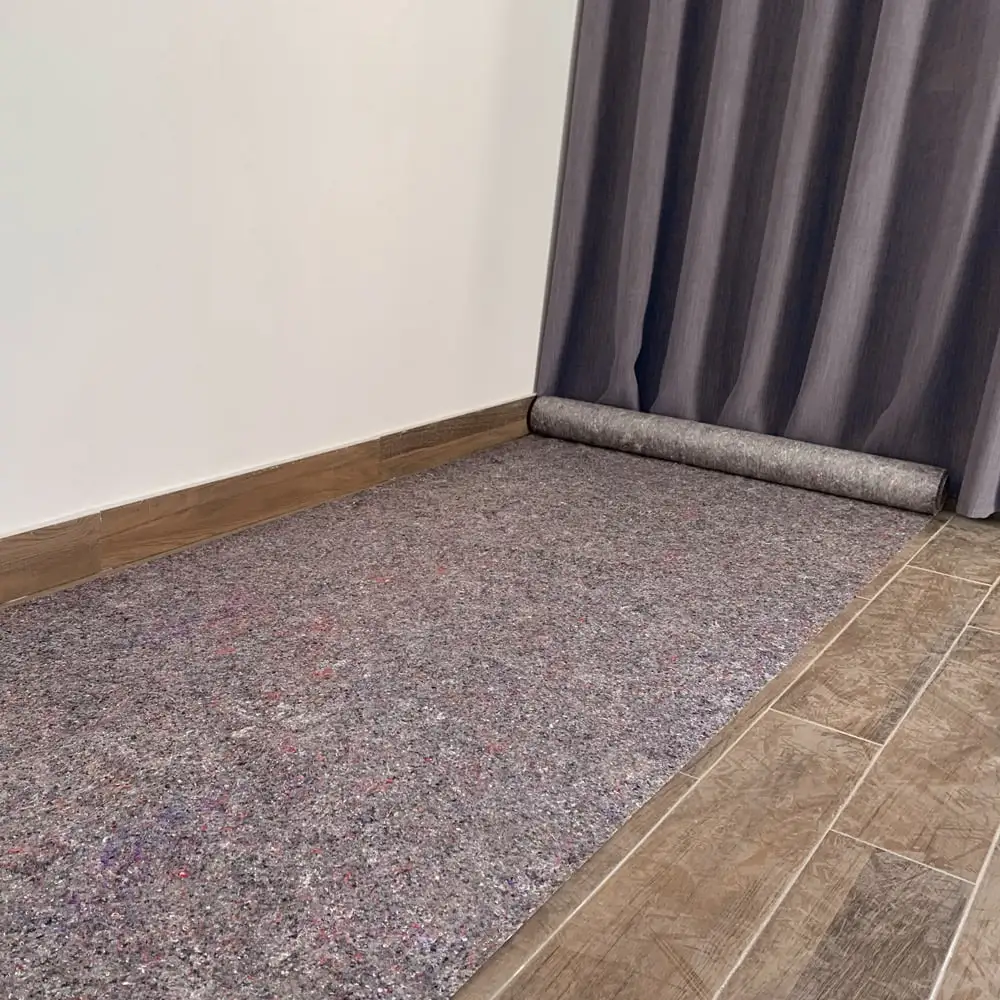 Abdeckvlies mit PE-Antirutschfolie